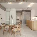 Convent - Huge One Combination Apartamento *
