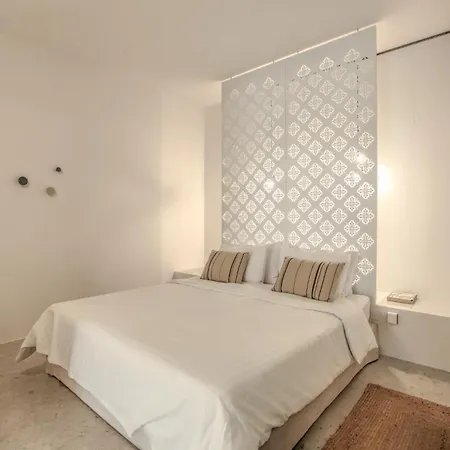 Convent - Huge One Combination *