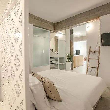 Apartment Convent - Huge One Combination *