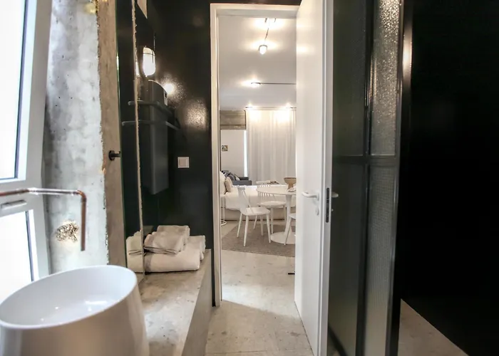 Convent - Huge One Combination Apartament Kalambaka